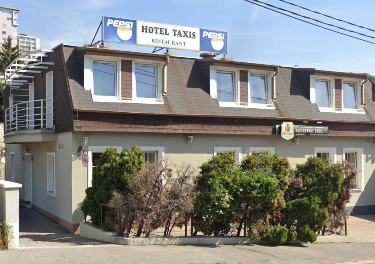 Hotel Taxis Bratislava - New Rooms Екстериор снимка