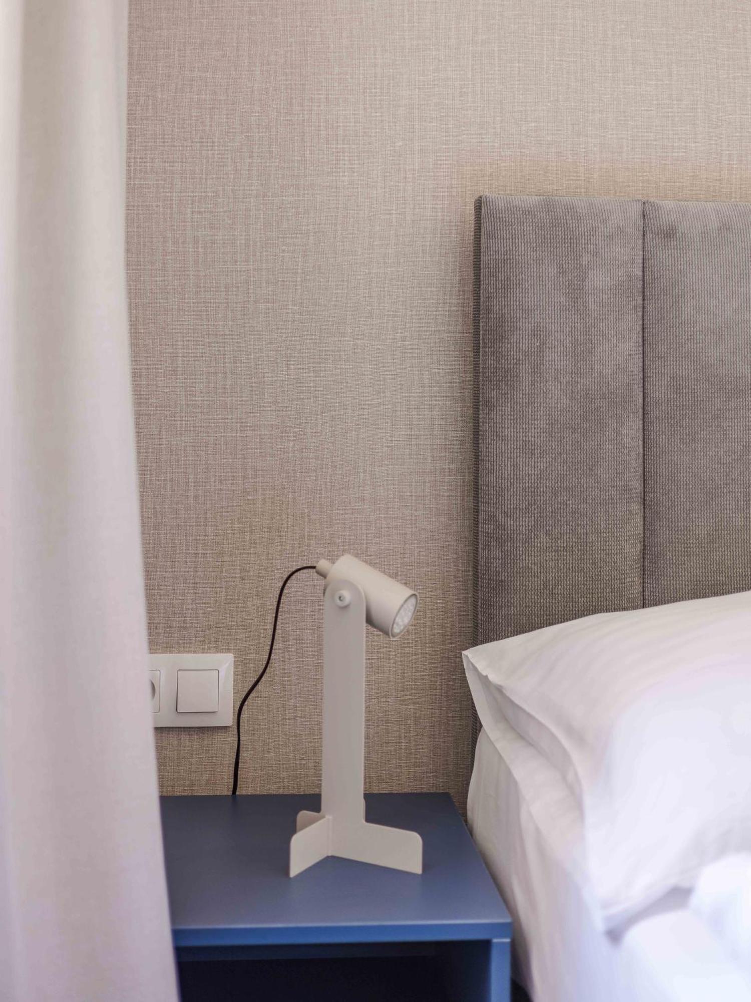 Hotel Taxis Bratislava - New Rooms Екстериор снимка